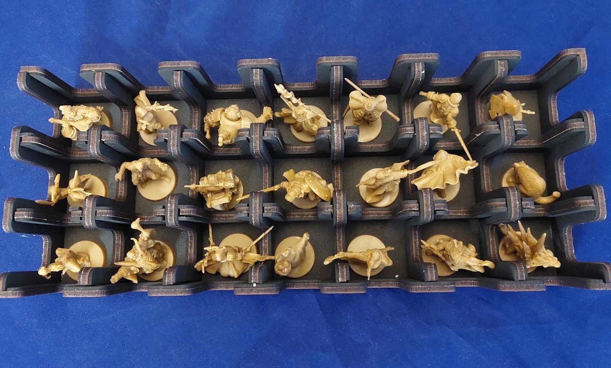 Massive Darkness 2 Heroes & Mobs Box - Fancy But Functional